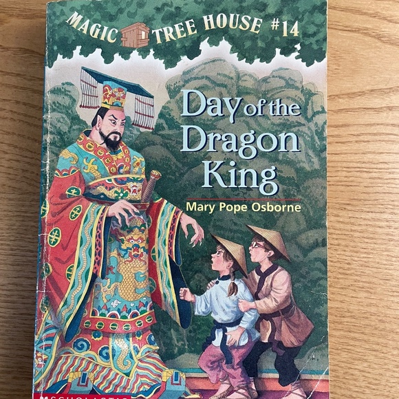 Magic Tree House Books by Mary Pope Osborne # 14, 28, 35, 37 & 39 Lot of 5 - Picture 4 of 6